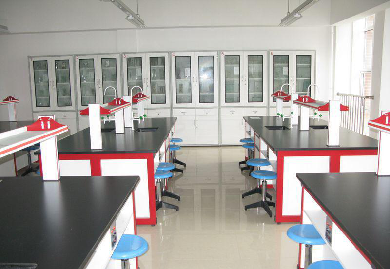 如何選擇實(shí)驗(yàn)室環(huán)保系統(tǒng)？